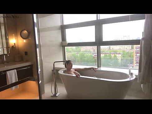 ❤️ Geweldige babe wat passievol haar poesie in die badkamer afruk ❌ Porno by ons af.porncomixone.ru ❌️❤